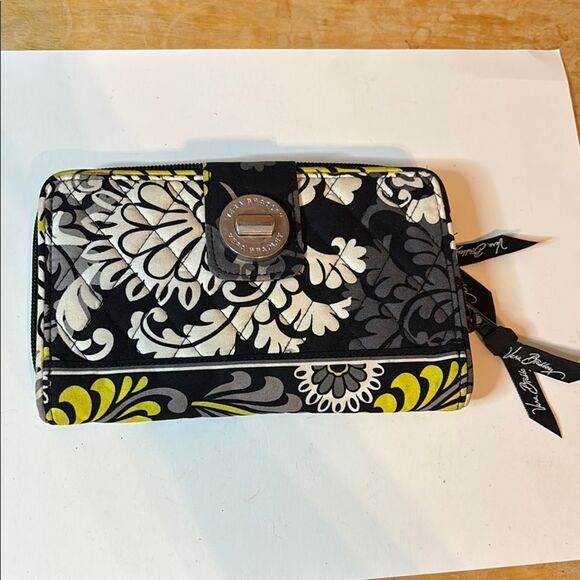 Vera Bradley Black and Yellow Crossbody Purse with Matching Wallet- Preowned - Picture 2 of 13